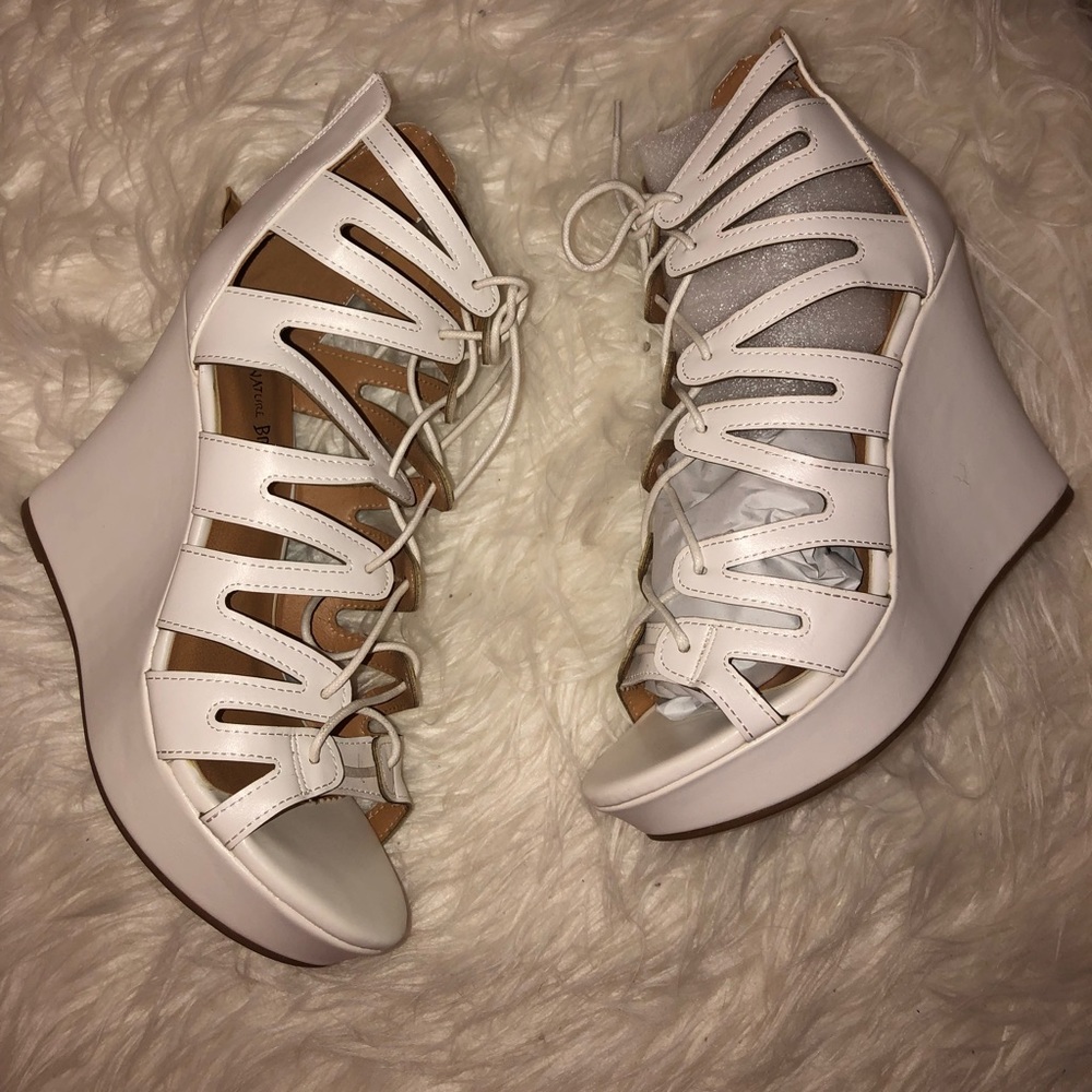White wedges